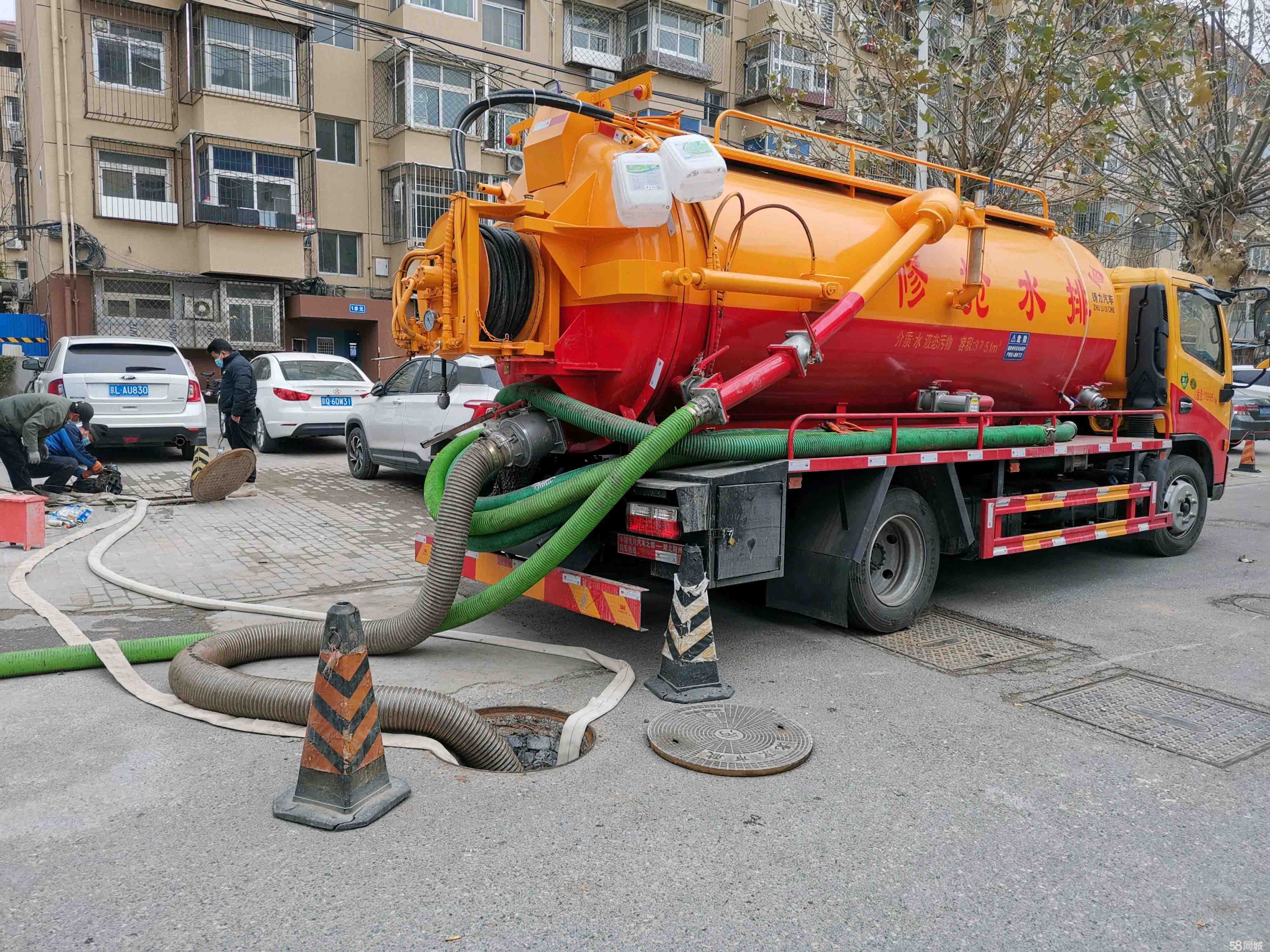 兴隆华侨农场抽粪吸污